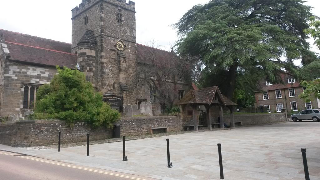 The Swan Inn Midhurst Exterior foto